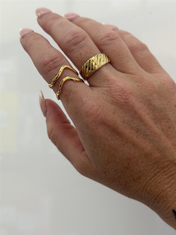 Tidal Wave Ring